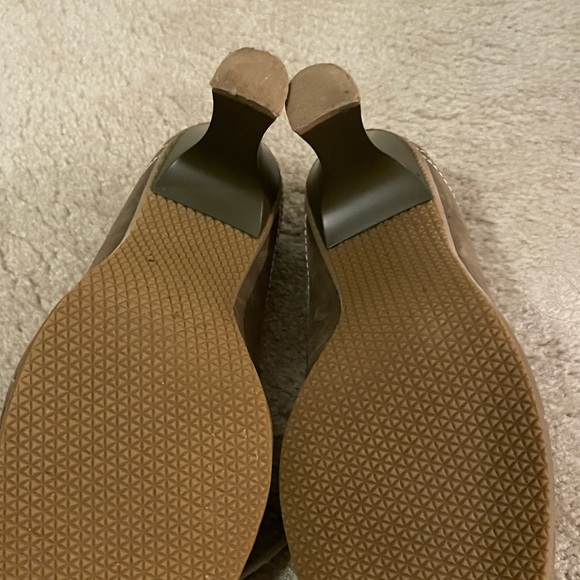 Army green Steve Madden heels- size 7.5 - Picture 6 of 6